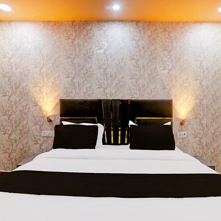 Super Hotel O Raas Plaza Kanpur Eksteriør billede