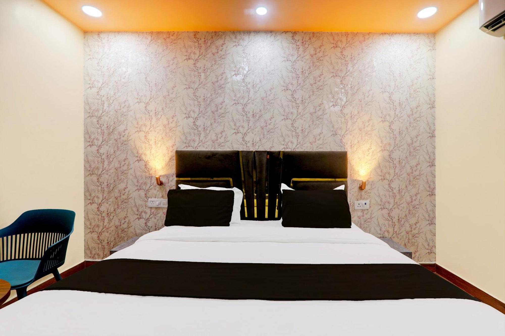Super Hotel O Raas Plaza Kanpur Eksteriør billede